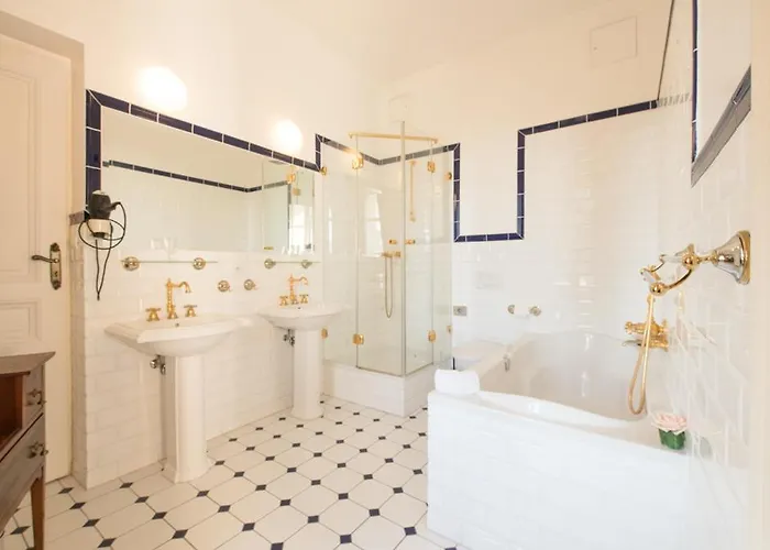 Domaine Raphael - 10 Chambres, Parc Prive, Piscine Villa *